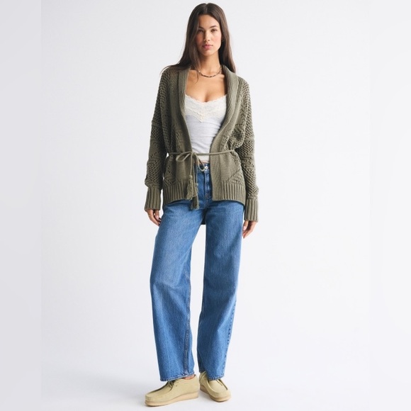 NWT Abercrombie Textural Stitch Belted Shawl Collar Cardigan Olive Green Size M - Picture 3 of 13